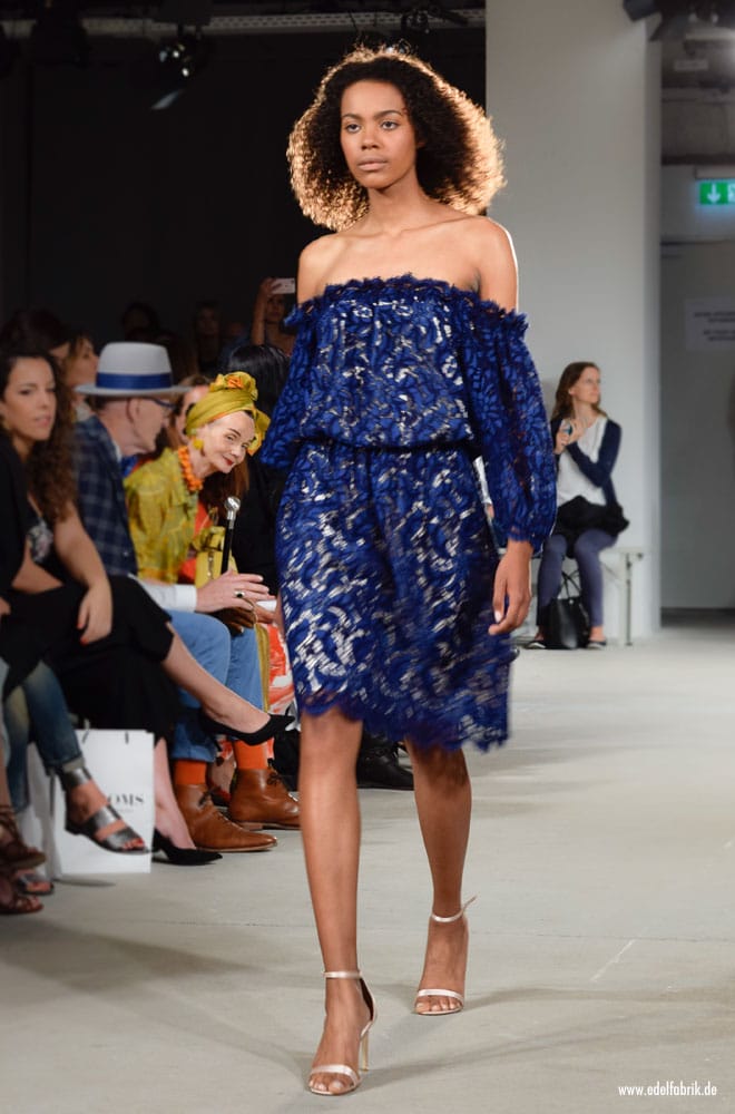 Blaues Kleid von Ewa Herzog, Kollektion / Spring Summer 2018, Runway Show