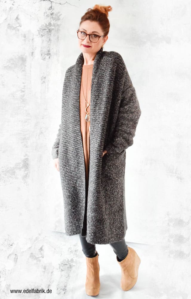 langer grauer Strickmantel von Zara, Ü40 Fashion Blog