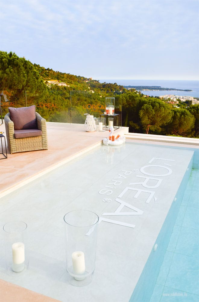 Mit Elvital Öl Magique in Cannes, ein toller Pool