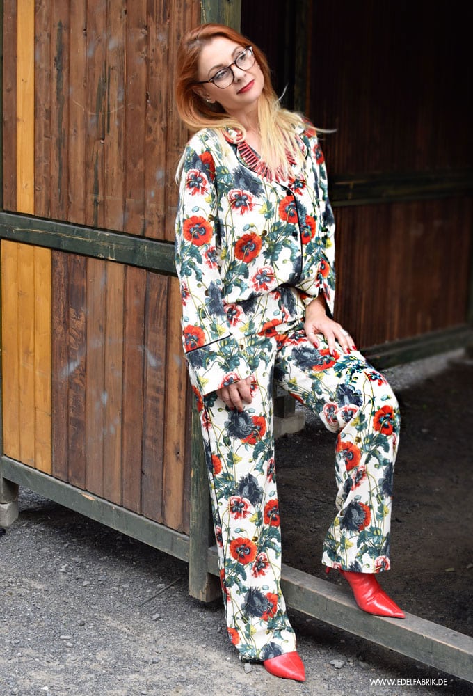 So trägst Du den Pyjama mit Blumenemuster von H&M