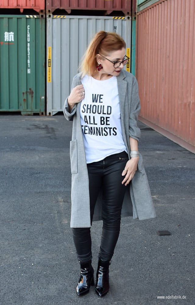 T-Shirt mit Aufdruck We should all be Feminists
