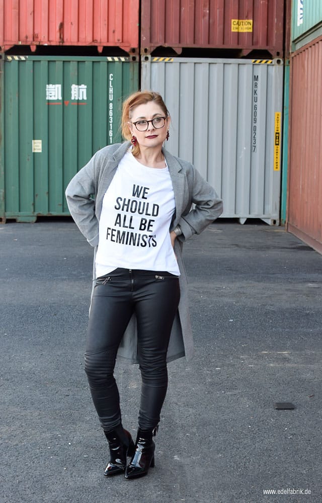 statement T-Shirt We should all be feminists